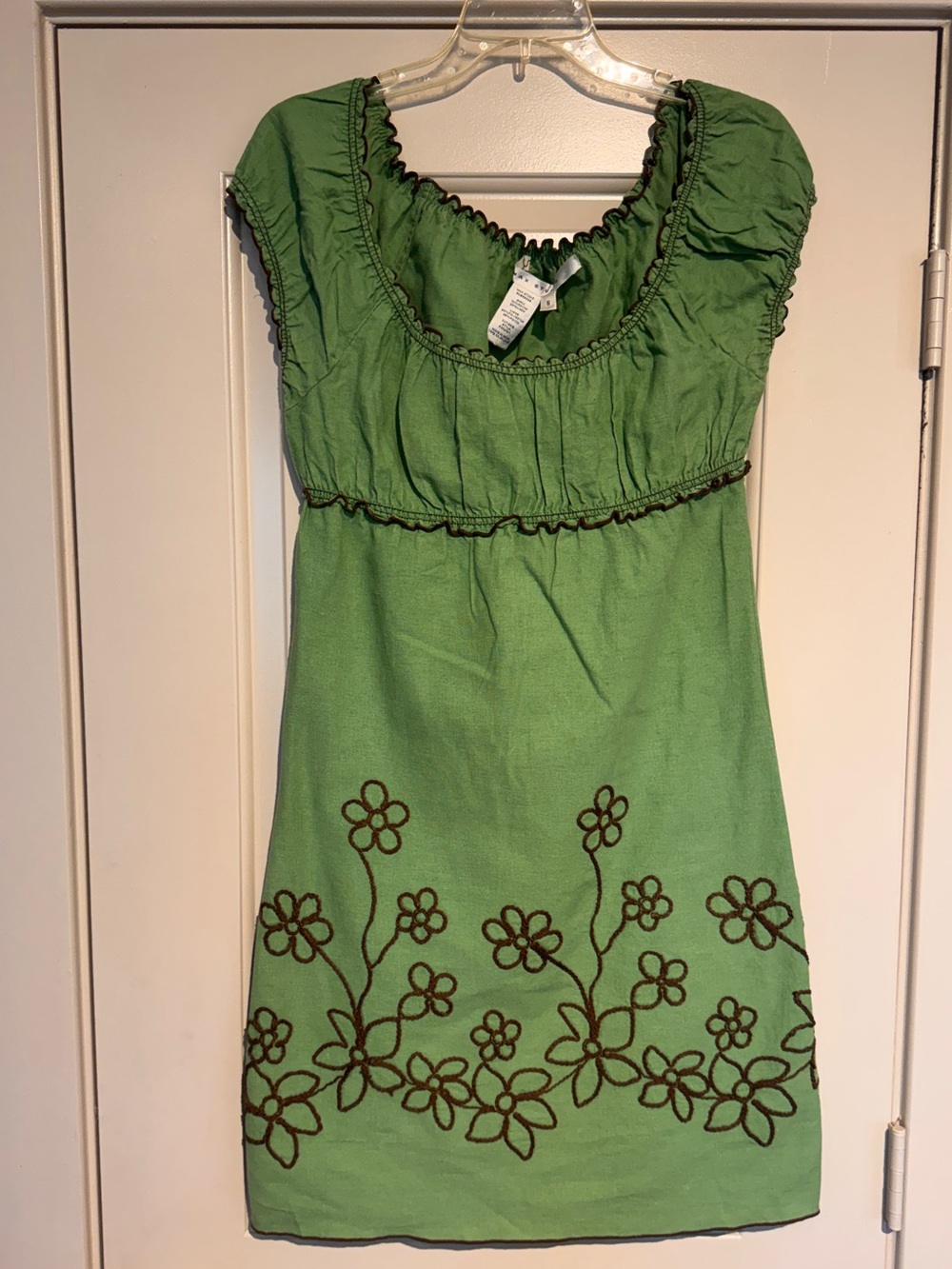 Max Studio Green Floral-Appliqué Cap-Sleeve Dress